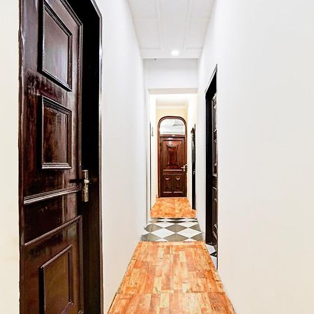 Hotel O Le Empire Stay House New Delhi Exterior photo